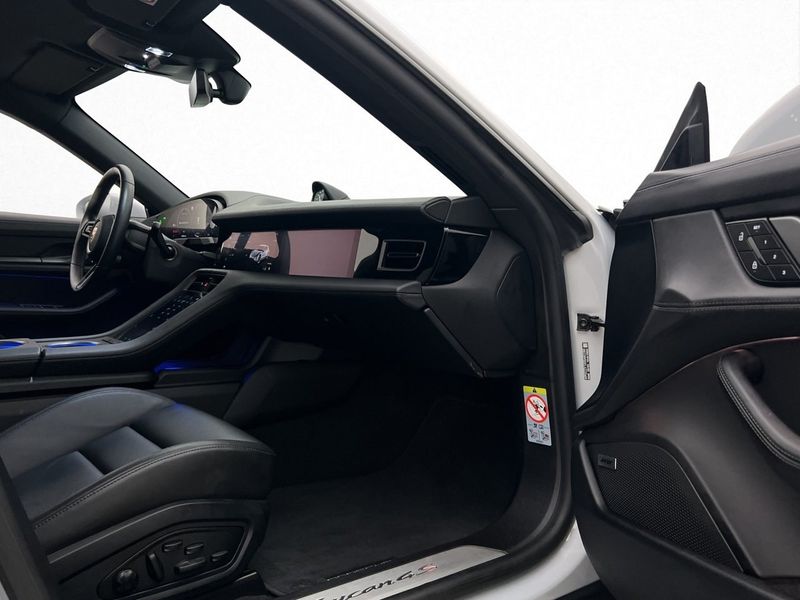 Porsche Taycan bild 34