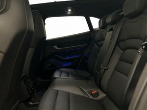 Porsche Taycan bild 35