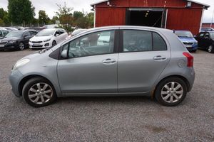 Toyota Yaris bild 2