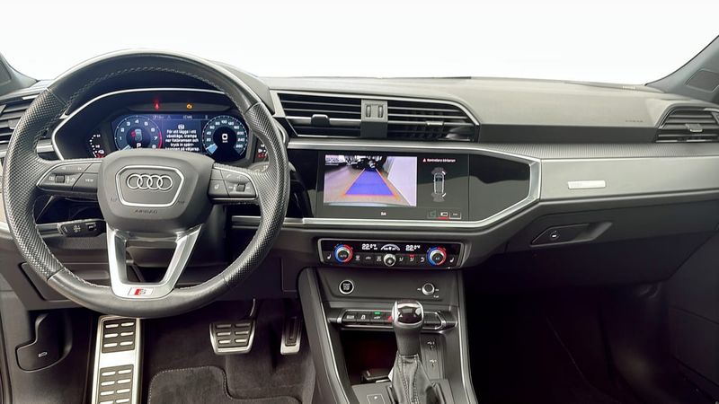 Audi Q3 bild 11