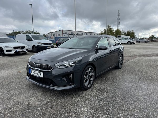 Kia Cee´d SW Plug-in Hybrid 141hk Plus 2 Panorama/Drag - 2021