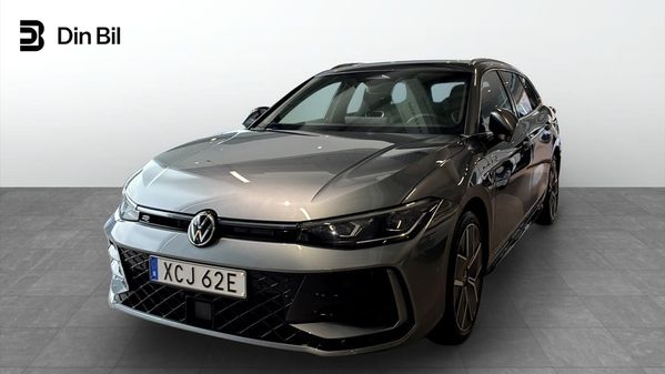Volkswagen Passat Variant eHybrid 272 hk Drag/Panorama/Elstolar/Värmare - 2026