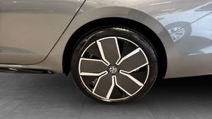 Volkswagen Passat bild 6