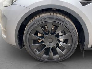 Tesla Model Y bild 11