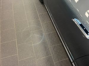 Mercedes EQE300 bild 13