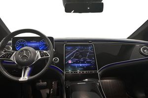 Mercedes EQE300 bild 8