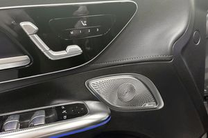 Mercedes EQE300 bild 14