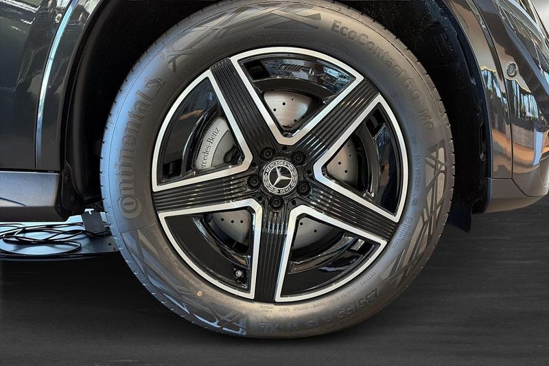 Mercedes GLC300 bild 16