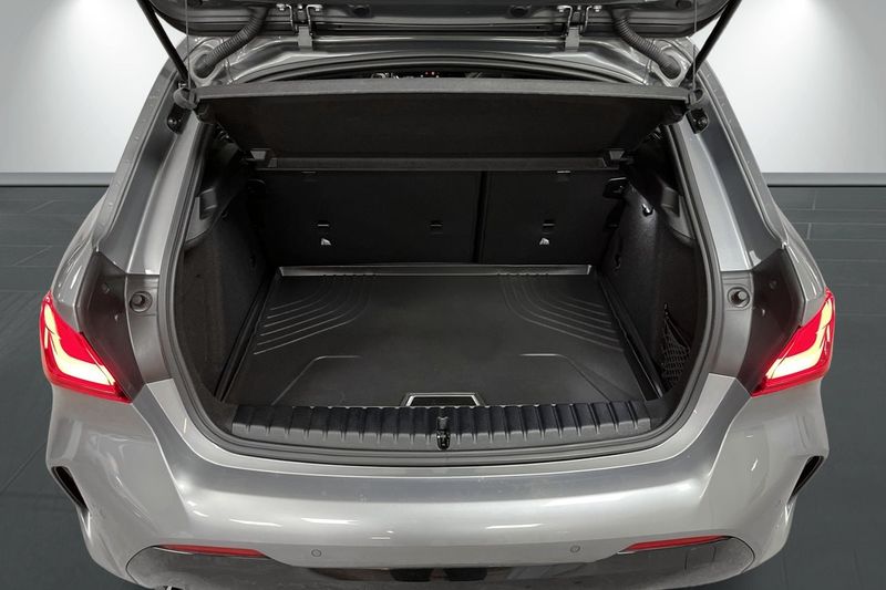 BMW 118 bild 7