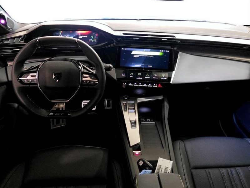 Peugeot 408 bild 3