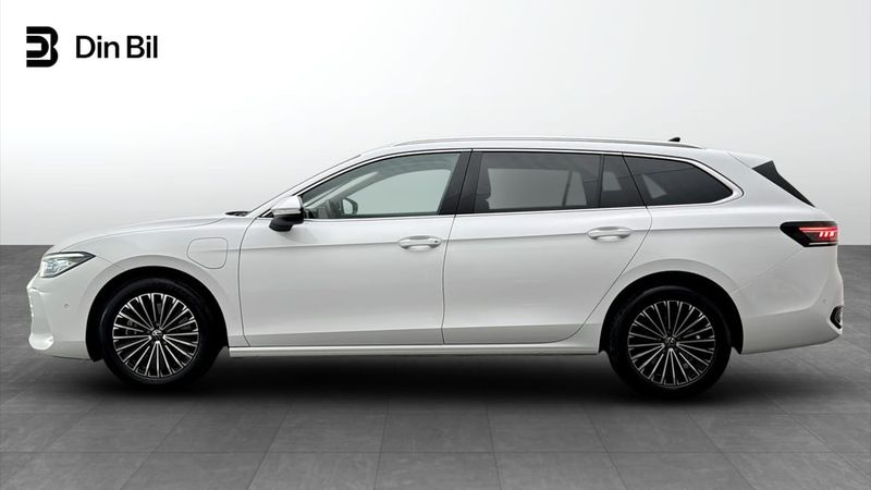 Volkswagen Passat bild 2