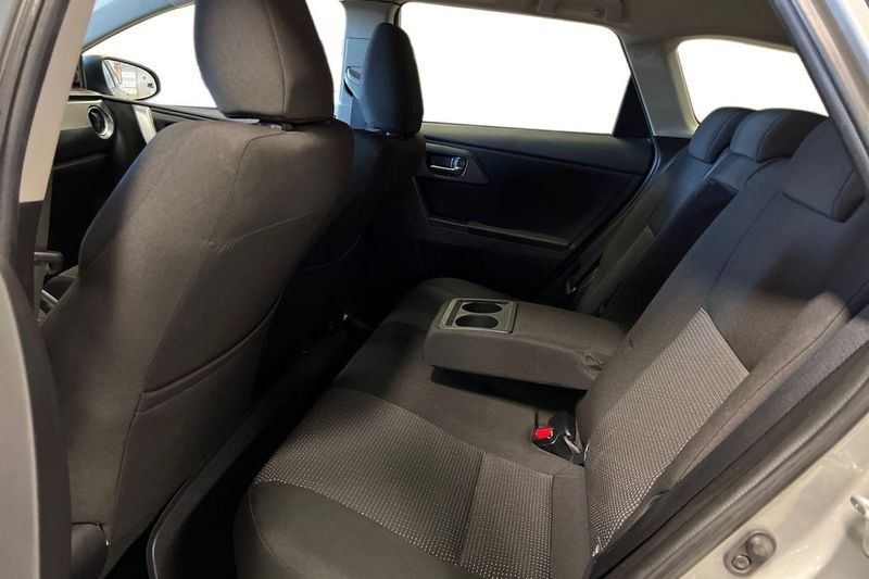 Toyota Auris bild 13