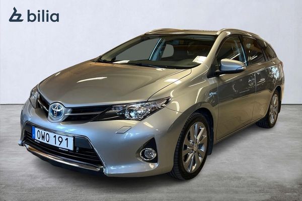 Toyota Auris Touring Sports Hybrid 1.8 EDITION 50 MOTORVÄRMARE VINTERHJUL - 2015