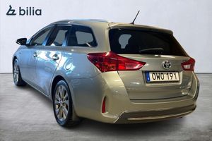 Toyota Auris bild 2