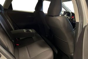 Toyota Auris bild 9