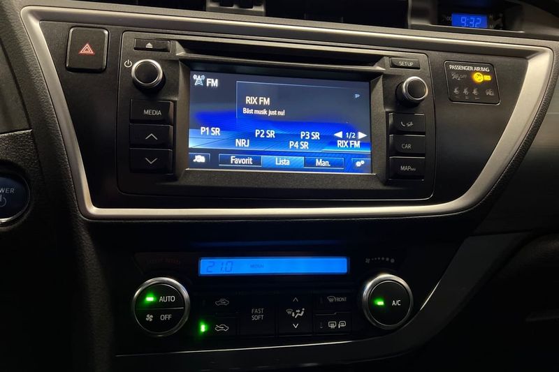 Toyota Auris bild 15