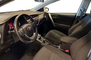 Toyota Auris bild 14