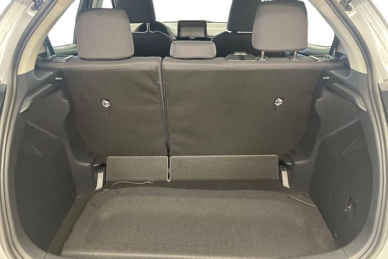 Toyota Yaris bild 12