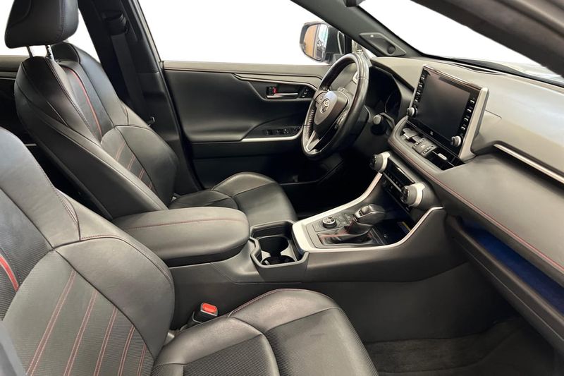 Toyota RAV4 bild 7
