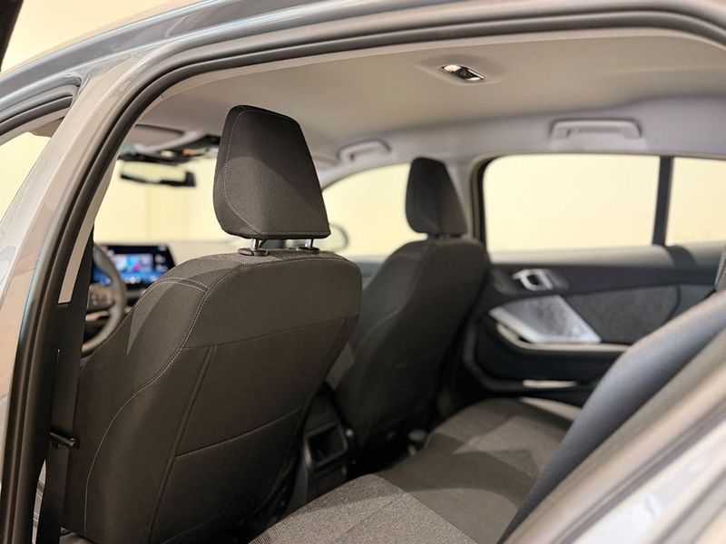 BMW 120 bild 7