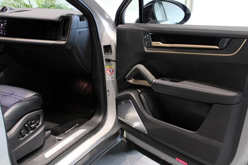 Porsche Cayenne bild 12