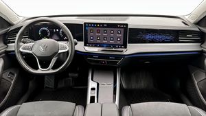 Volkswagen Passat bild 10