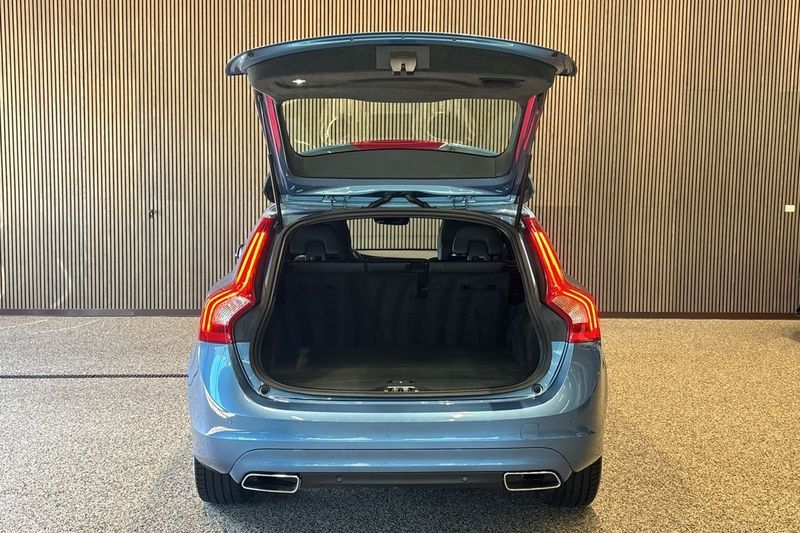 Volvo V60 bild 8
