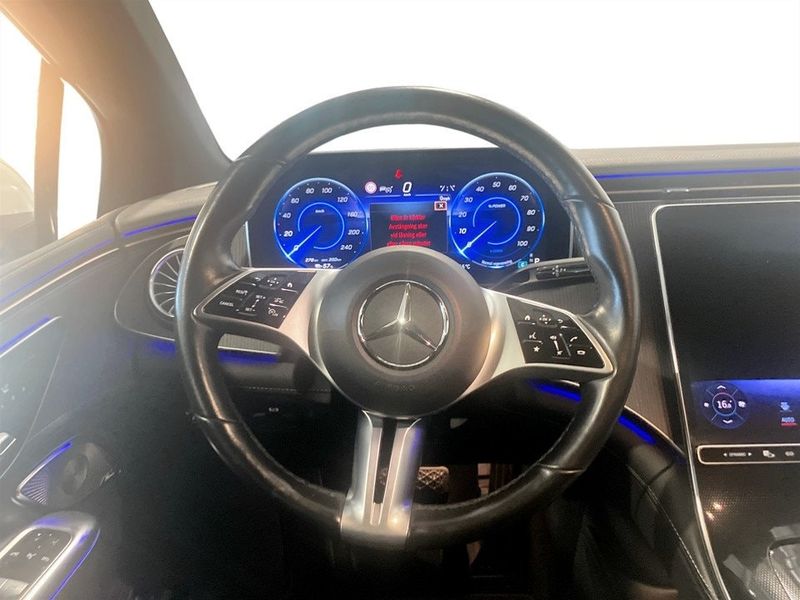 Mercedes EQE300 bild 7