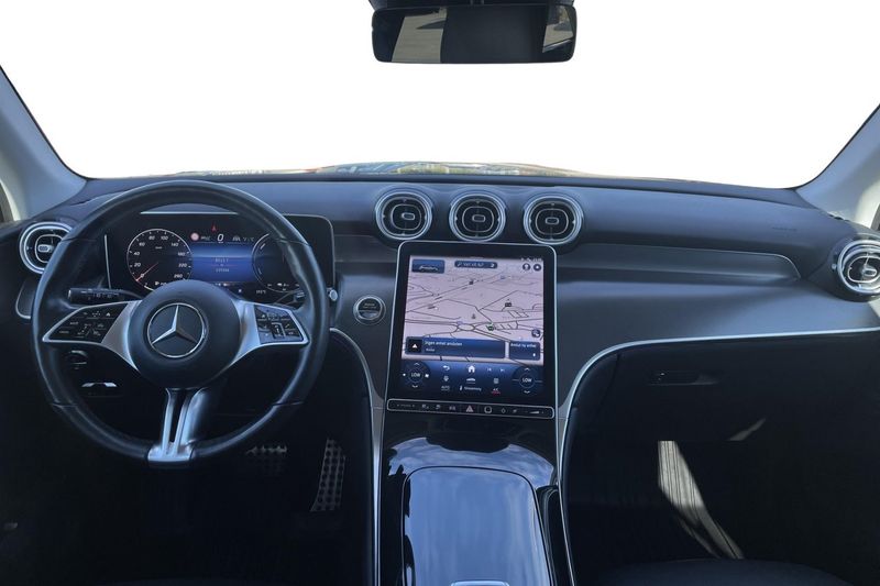 Mercedes GLC300 bild 11