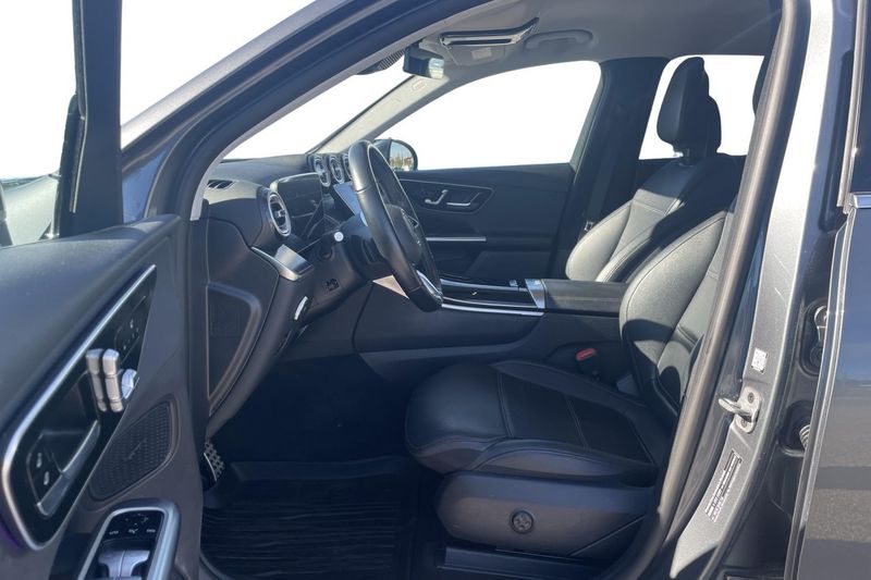 Mercedes GLC300 bild 13