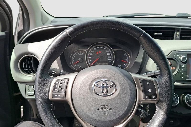 Toyota Yaris bild 10