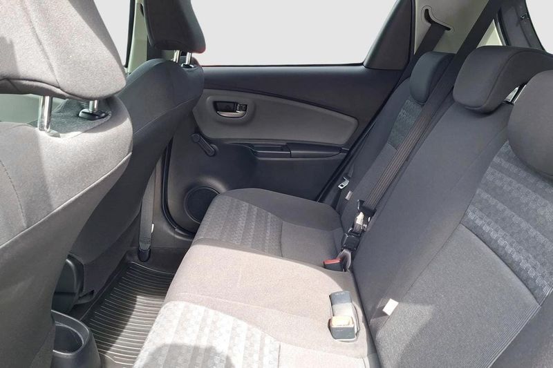 Toyota Yaris bild 8