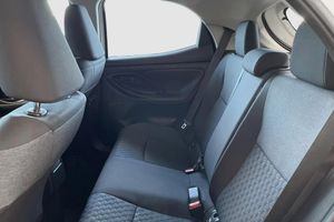 Toyota Yaris bild 10