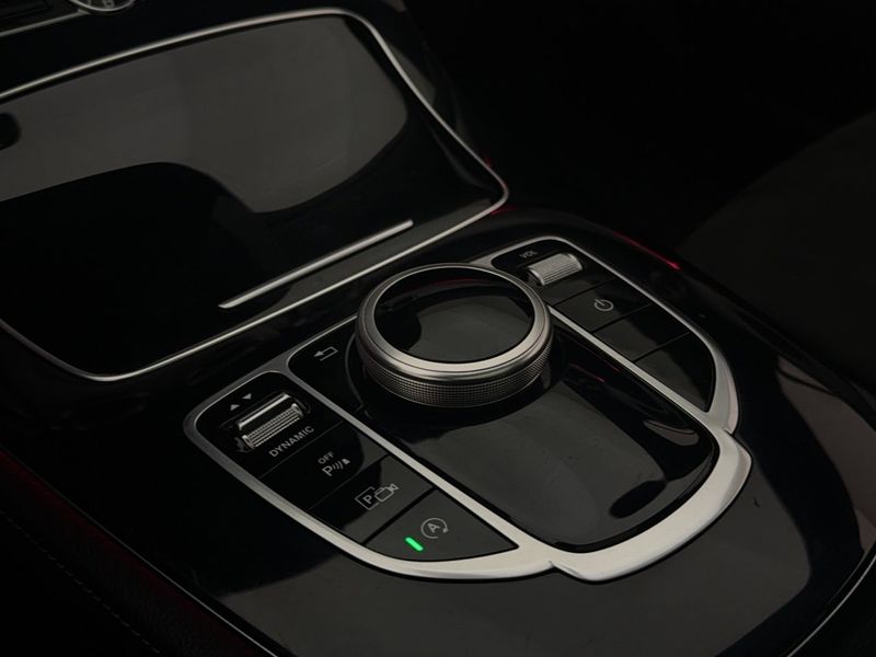 Mercedes E220 bild 28