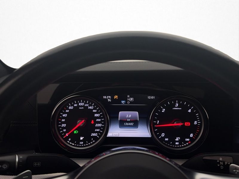 Mercedes E220 bild 17
