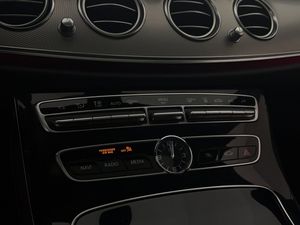 Mercedes E220 bild 27