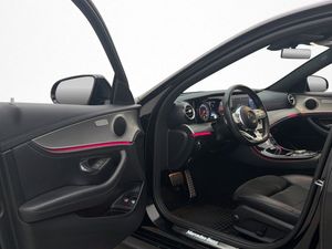 Mercedes E220 bild 11