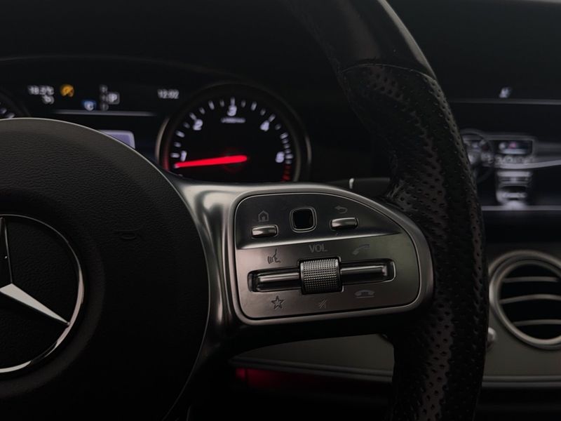 Mercedes E220 bild 18