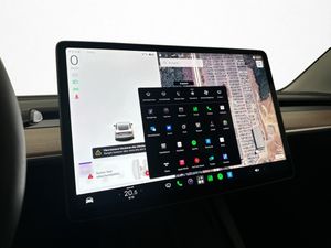 Tesla Model 3 bild 18