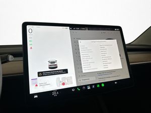 Tesla Model 3 bild 23