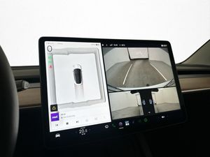 Tesla Model 3 bild 16
