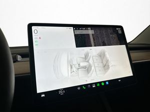 Tesla Model 3 bild 20