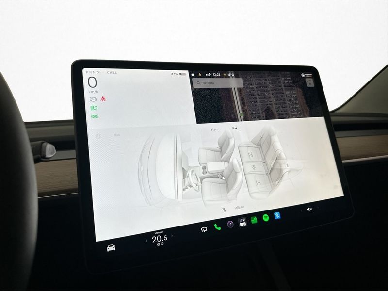 Tesla Model 3 bild 20