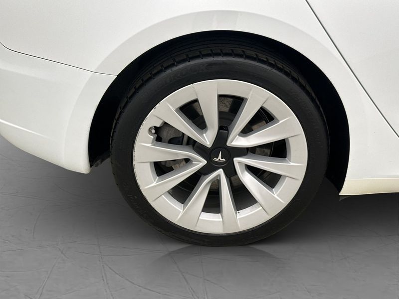 Tesla Model 3 bild 31