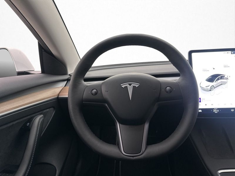 Tesla Model 3 bild 15
