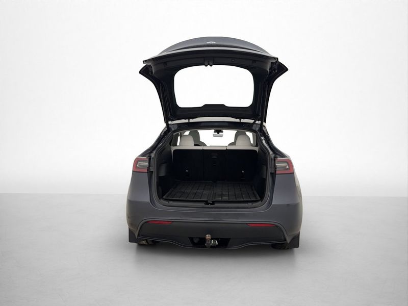 Tesla Model Y bild 27