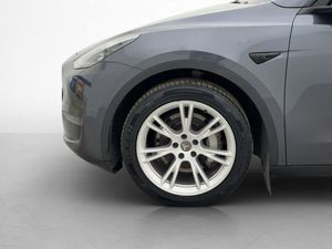 Tesla Model Y bild 29