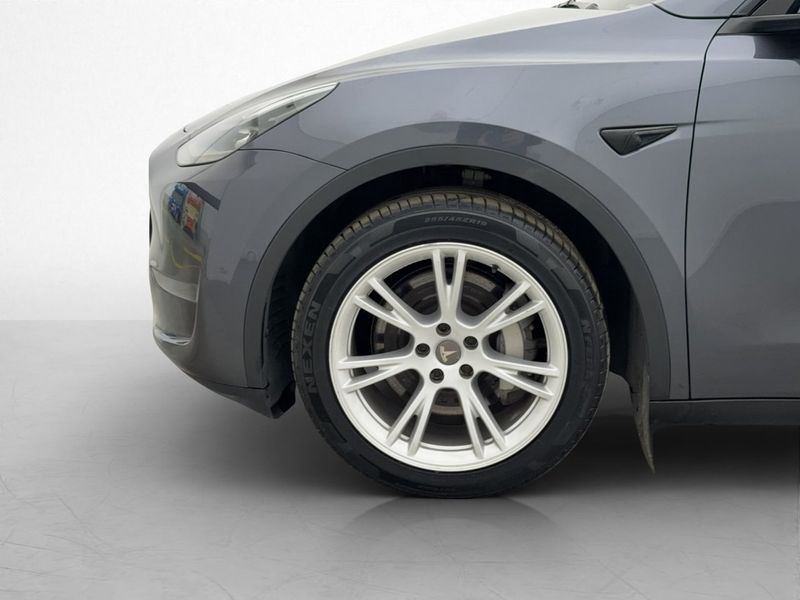 Tesla Model Y bild 29