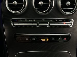 Mercedes GLC300 bild 31