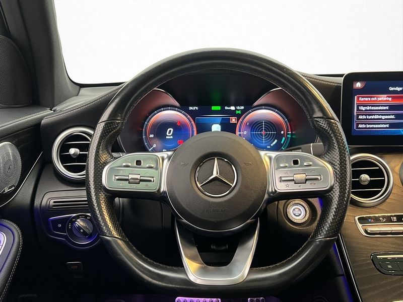 Mercedes GLC300 bild 15